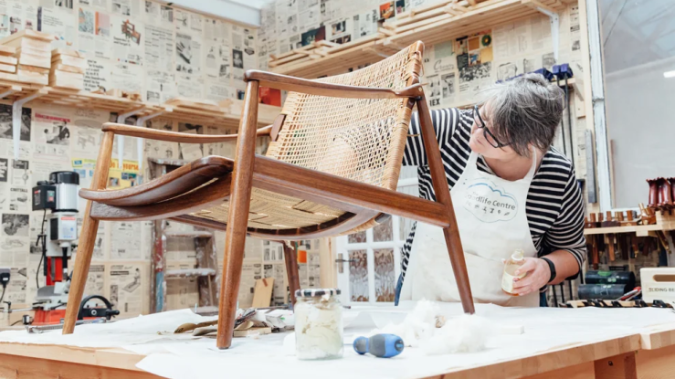 VicPhillips_Goodlife_Upholstery_Restoration_AdvCarpentry_Southwark_London_
